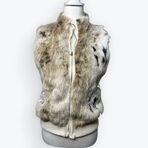 Faux fur vest - Lisa International - Size Large - zip - reversible cable knit